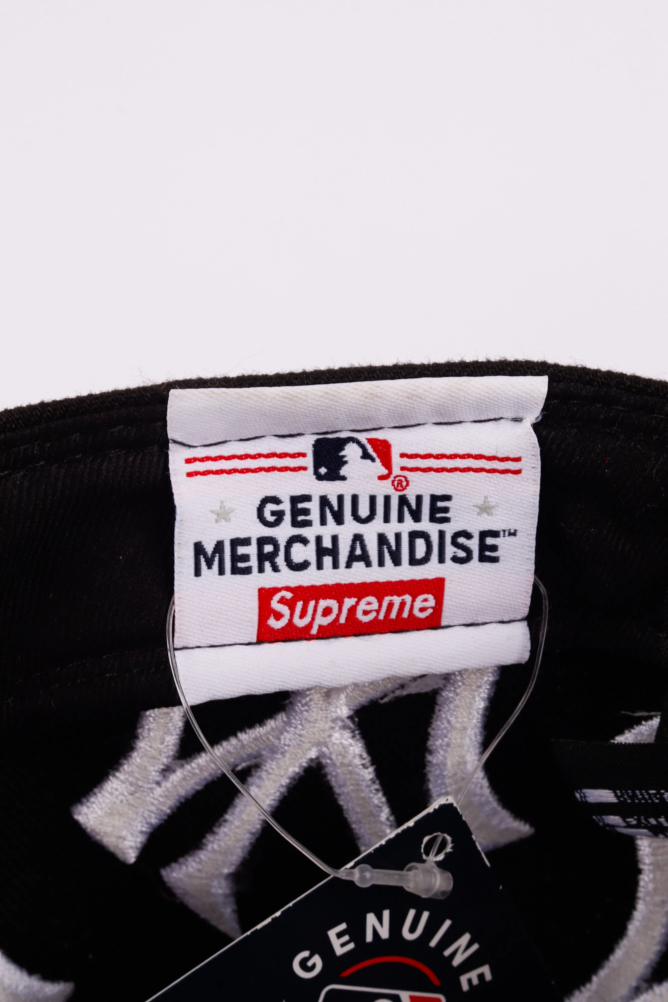 FW21 Supreme x New York Yankees 'New Era Box Logo' Fitted Hat