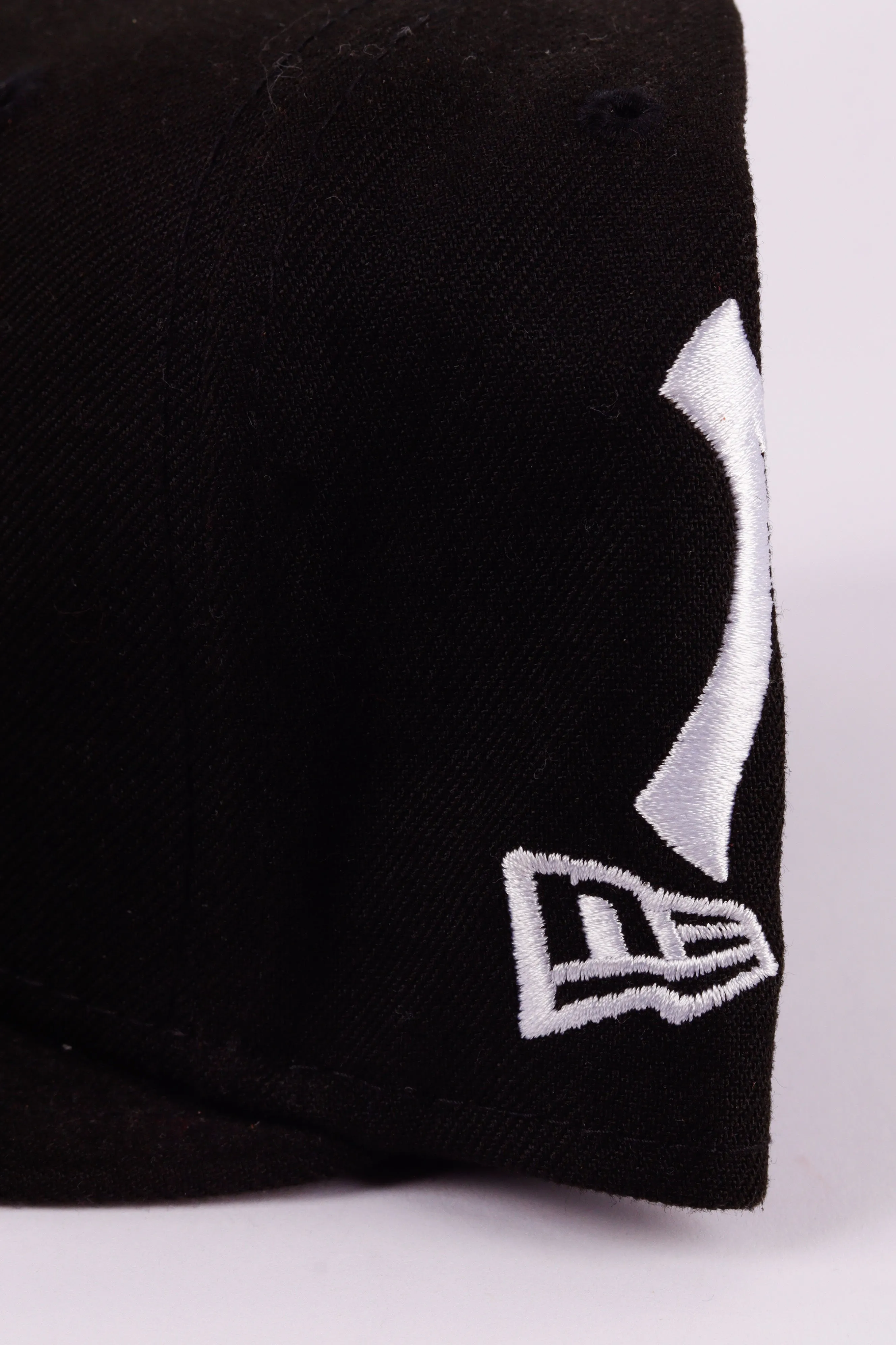 FW21 Supreme x New York Yankees 'New Era Box Logo' Fitted Hat