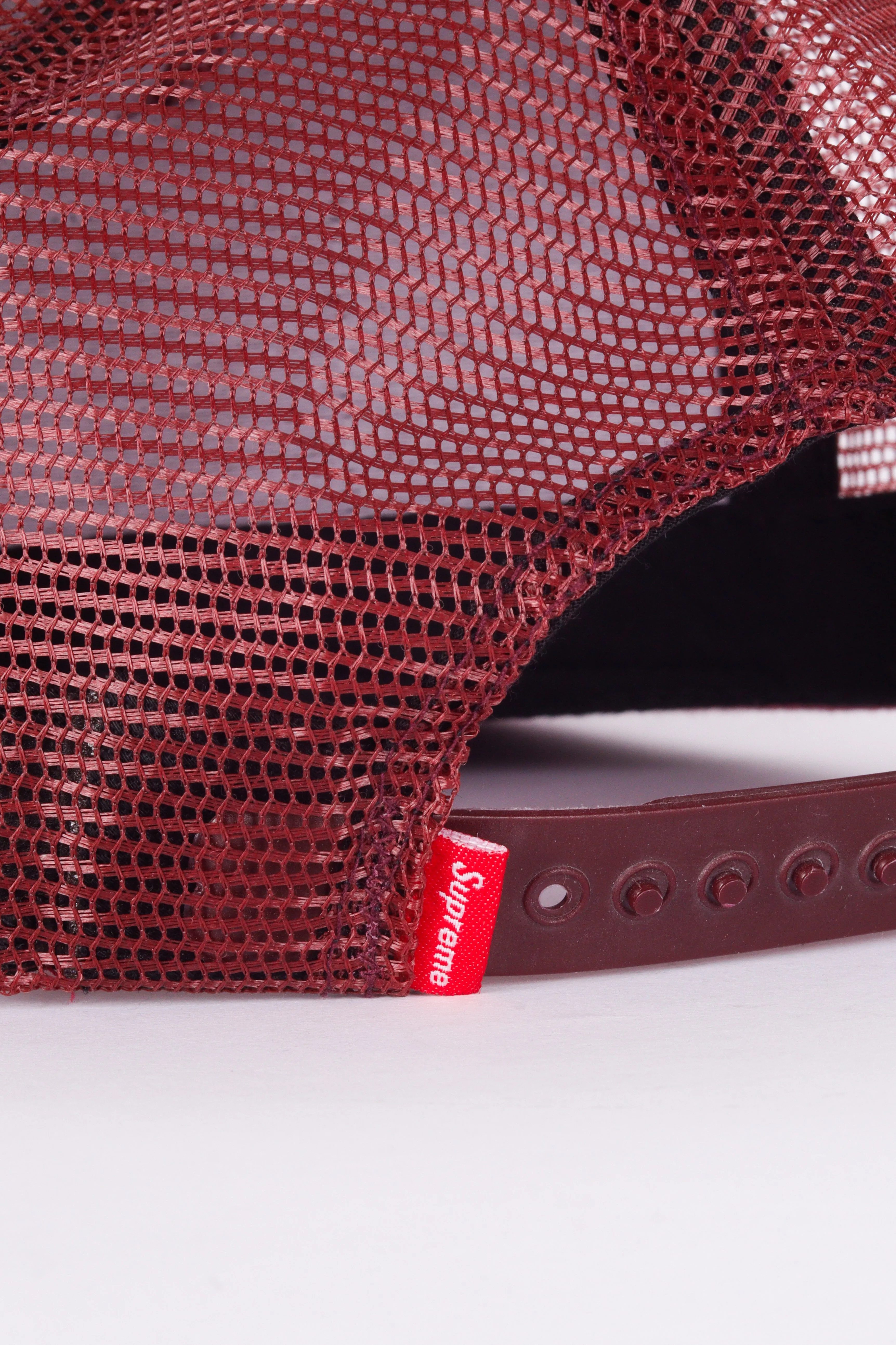 Supreme FW10 'Get Your Shit Together' Mesh Snapback Cap Burgundy (2010)