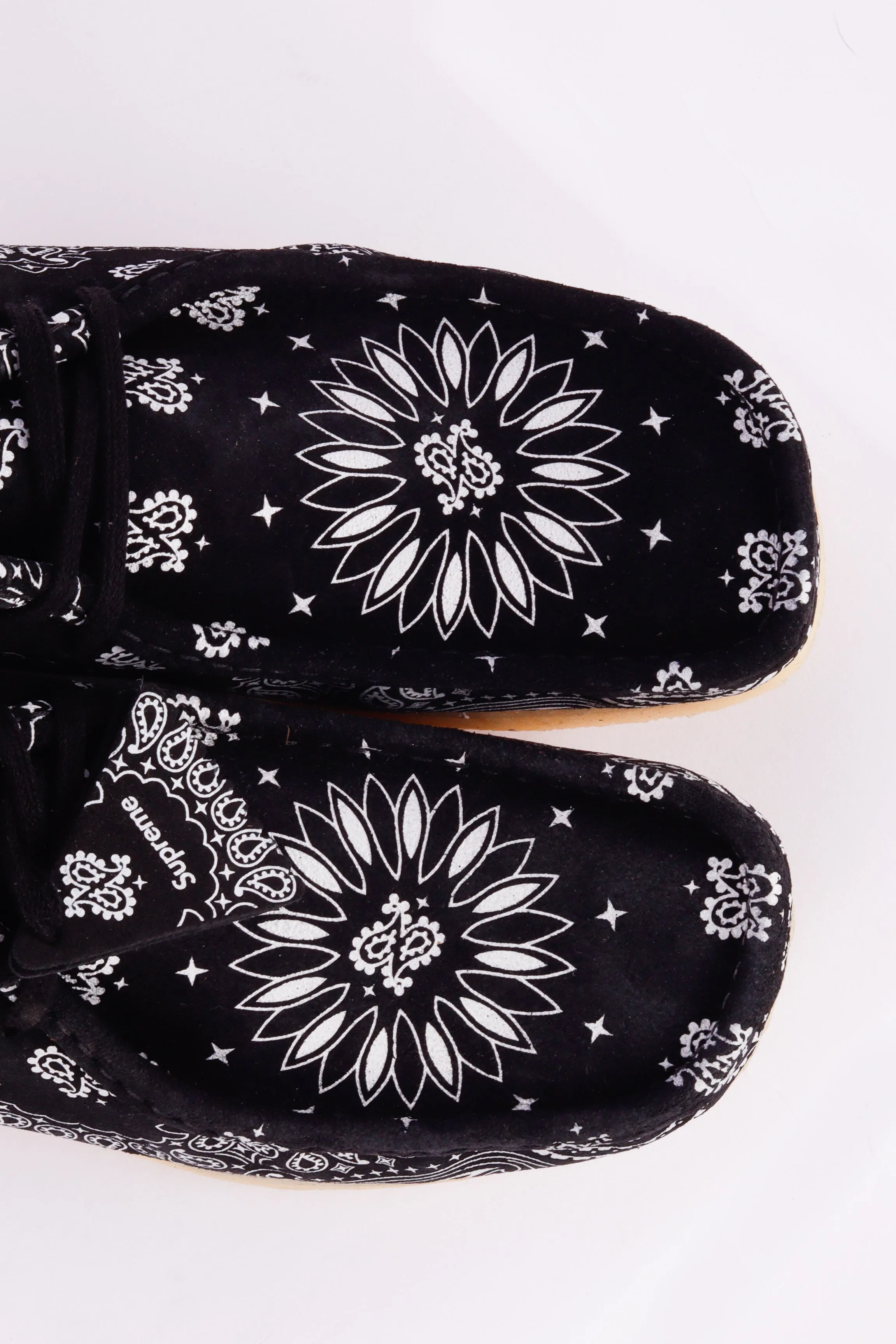 Supreme x Clarks SS19 Wallabee 'Bandana Black' (2019)