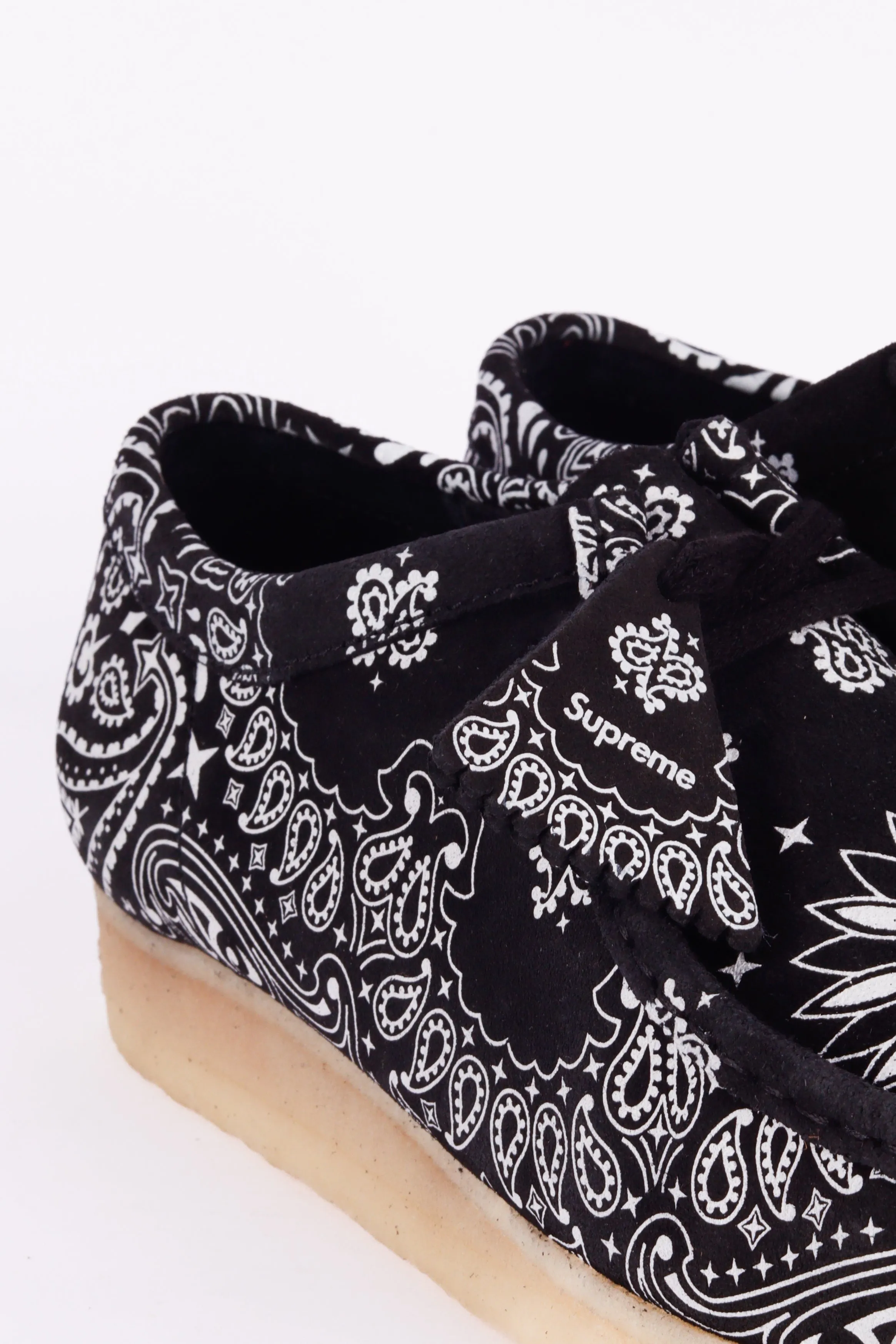 Supreme x Clarks SS19 Wallabee 'Bandana Black' (2019)