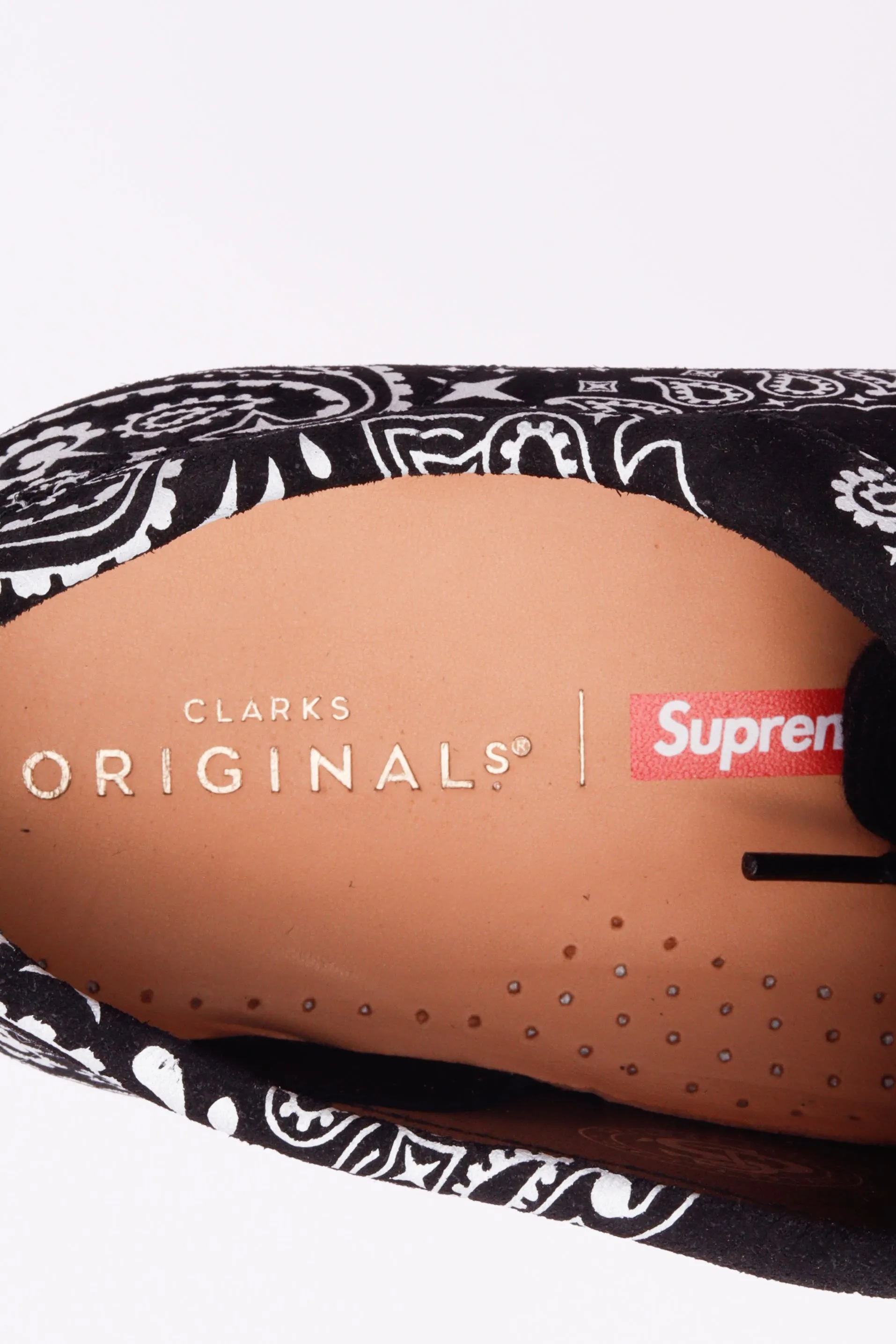Supreme x Clarks SS19 Wallabee 'Bandana Black' (2019)