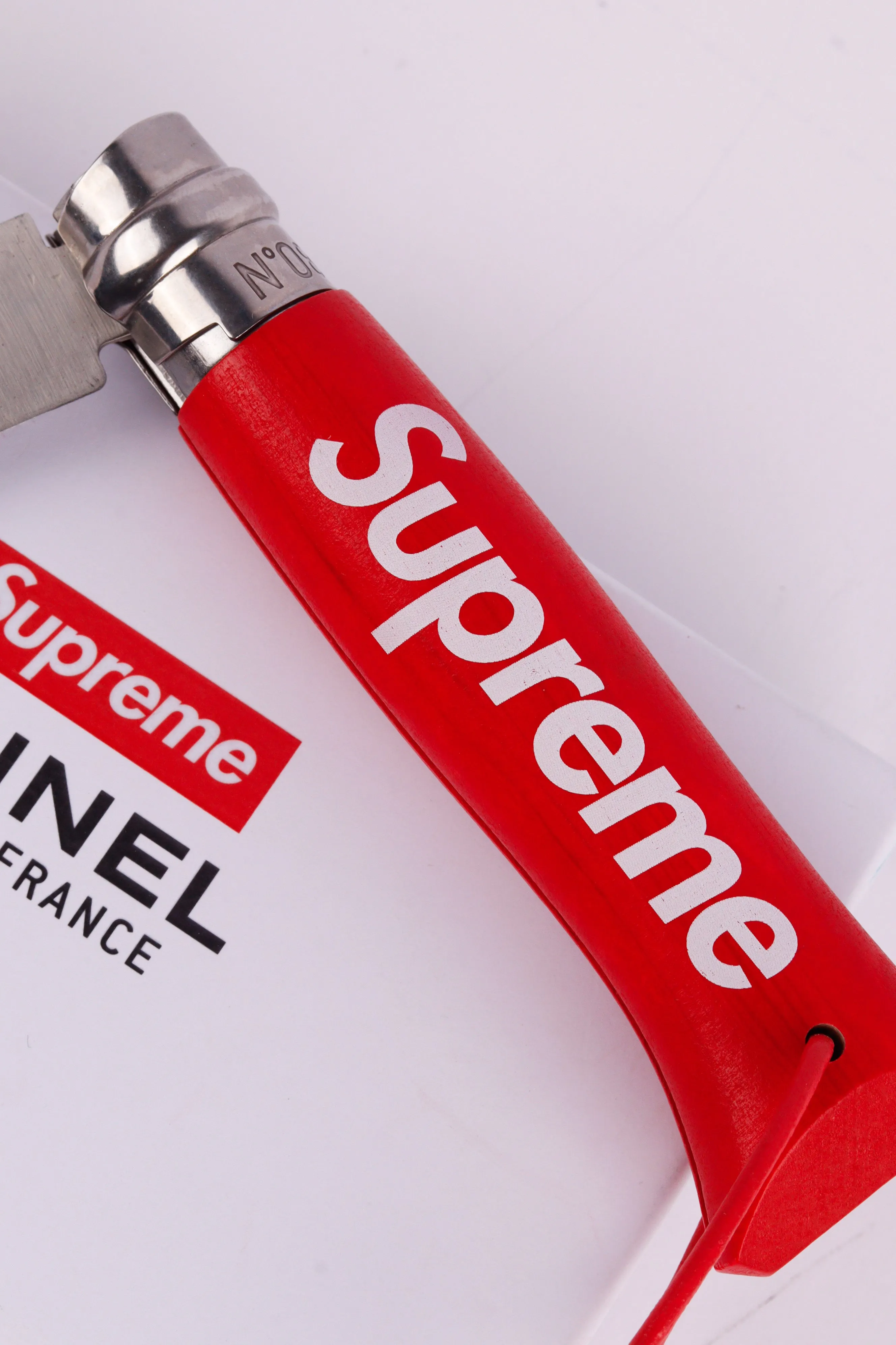 Supreme x Opinel FW20 'No.08' Folding Knife Red (2020)